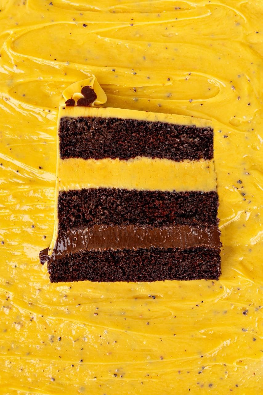 Fatia de bolo de maracujá